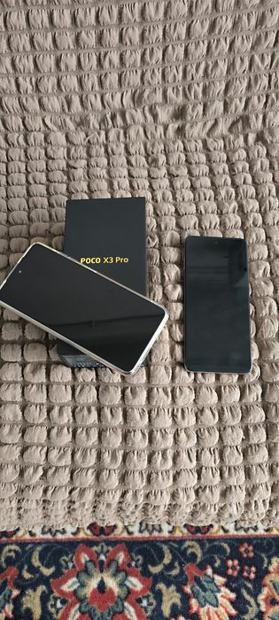 Продам  два телефона поко х 3 п поро 8/256