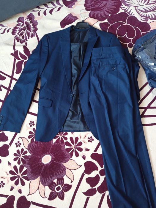 Костюм сатылады новый