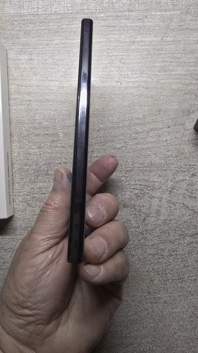 Samsung galaxy s 23 ultra 12/512 + подарък