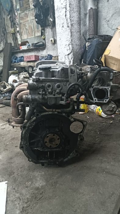 Mazda Cronos 2 .0