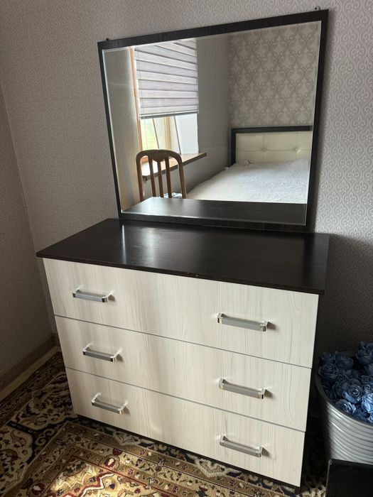 Двухспальная кровать