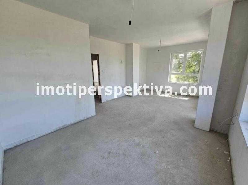 Продава се Тристаен апартамент в Пловдив, Коматевски възел - 102 кв.м за 1147 €/кв.м - Снимка #1