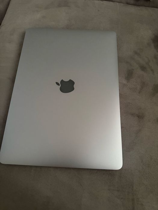 MacBook  Pro (13 inch,2016)