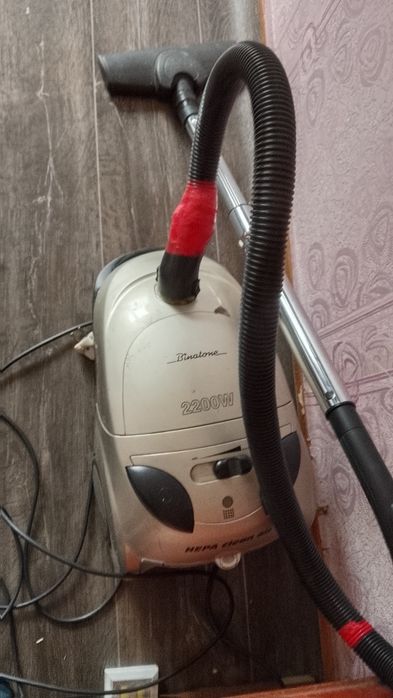 Пылесос Binatone