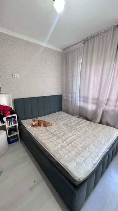 Продам кровать без матраса