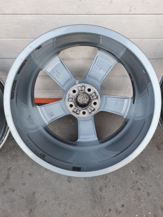 Оригинални джанти за АУДИ AUDI R20 5x112 ET33 8.5J