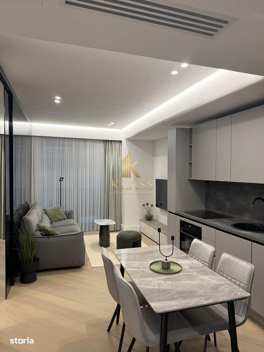 Studio dublu modern, Pipera