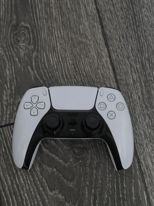 Vand PS5 Slim Impecabil