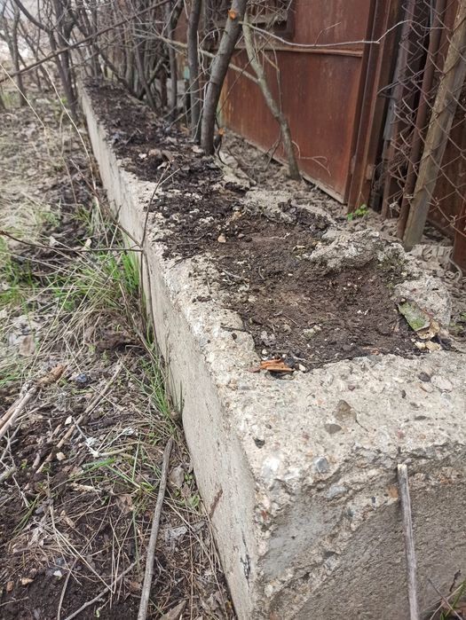 Бетонная балка несущая