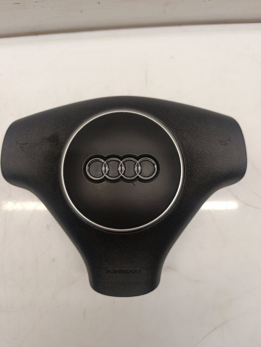 Кожен волан и  Airbag за Audi A3 - 8P / Ауди А3 след 2004г.