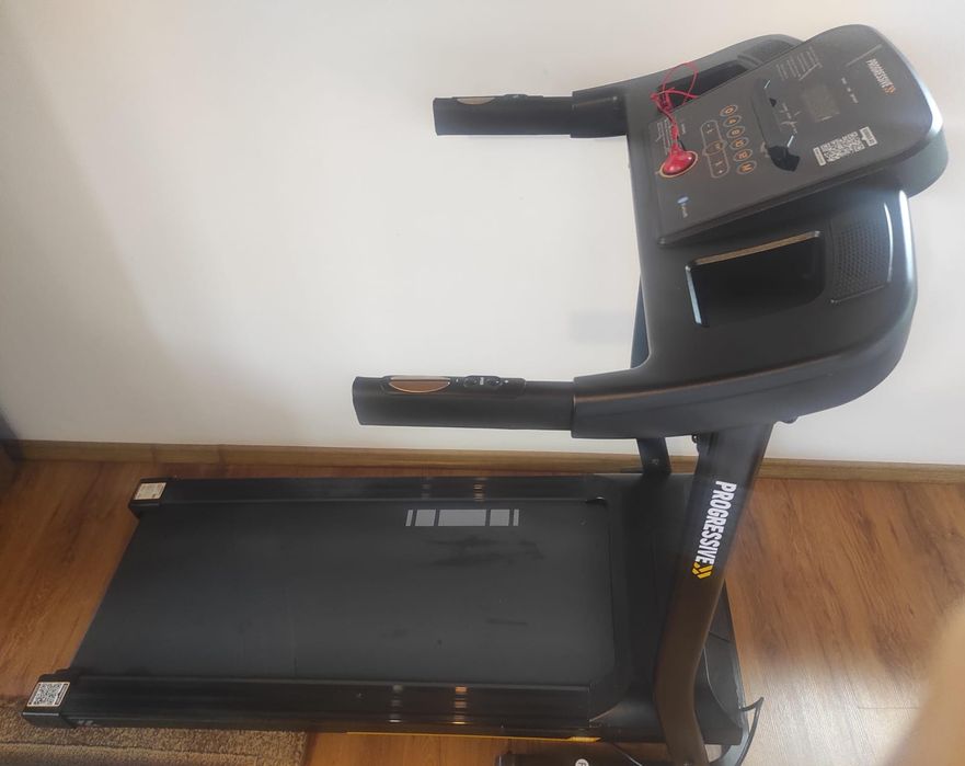 Vând banda de alergat electrica