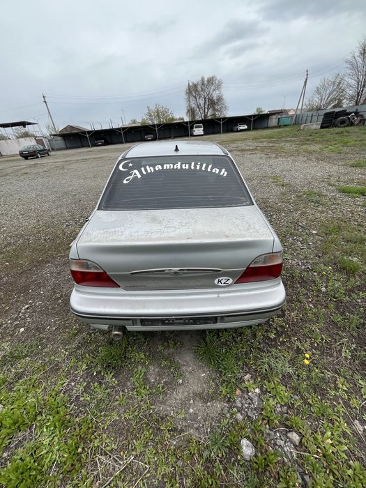 Продам daewoo neksia на запчасти