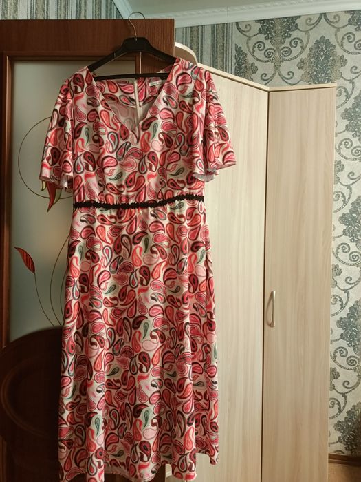 Продам красивое платье