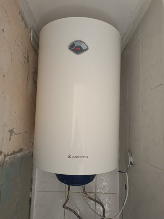 Продам водонагреватель