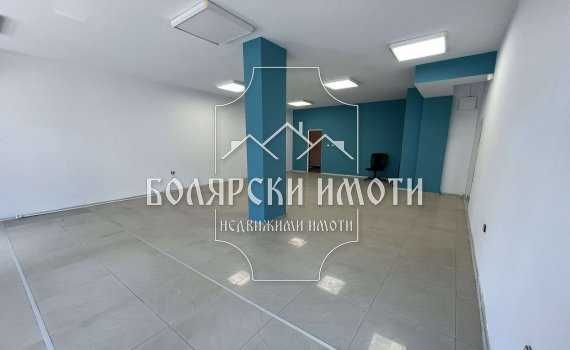 Дава се под наем Магазин в Велико Търново, Център - 65 кв.м за 306 € - Снимка #5