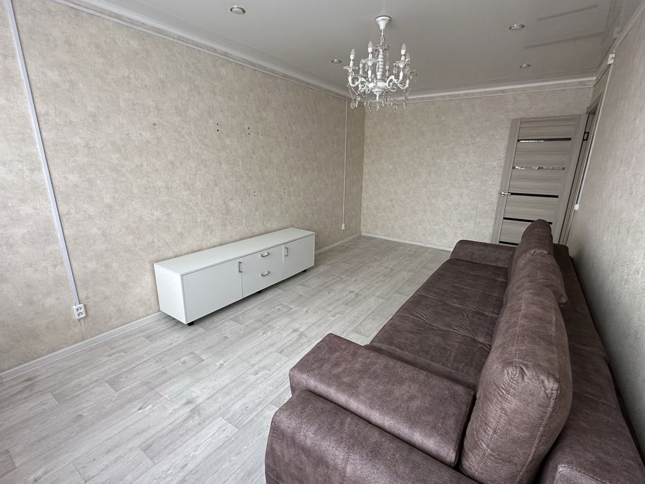 Продам 2-ух комнатную квартиру