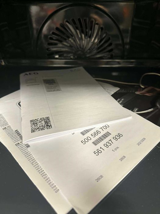 Фурна за вграждане AEG TE7PB63ZAB, 71 л, Пиролиза, А+