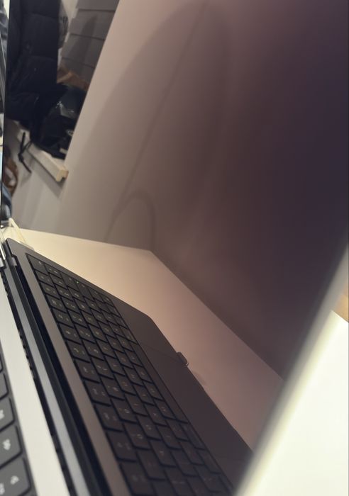 Macbook Pro 14” M1 Pro 16gb 1TB SSD (CPU 10 cores/GPU 14 cores)