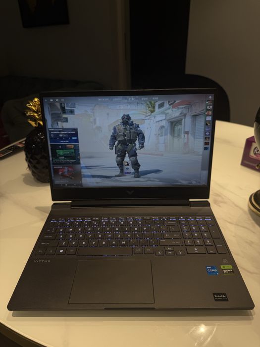Laptop Gaming HP Victus i5-12500H / 16GB / 6GB video / SSD – Foarte rapid