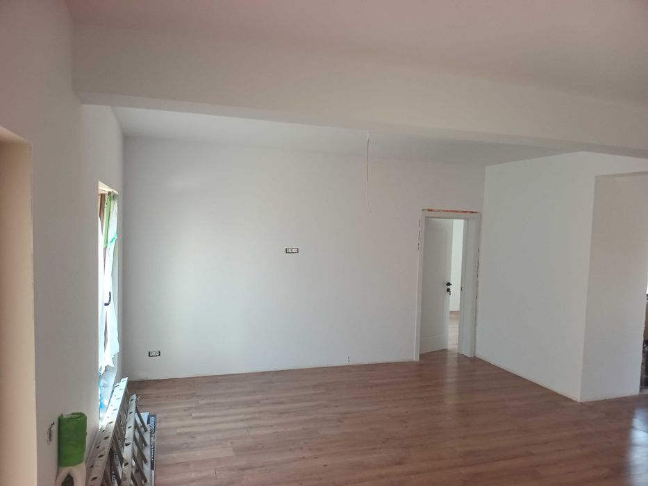 Direct de la proprietar, DUPLEX PREMIUM DE VÂNZARE ÎN GIROC, 4 dormitoare+ living, 2 fronturi stradale, propietar 220000 euro