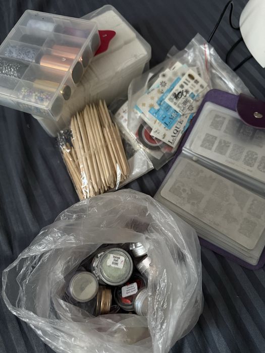 Наборы для маникюра