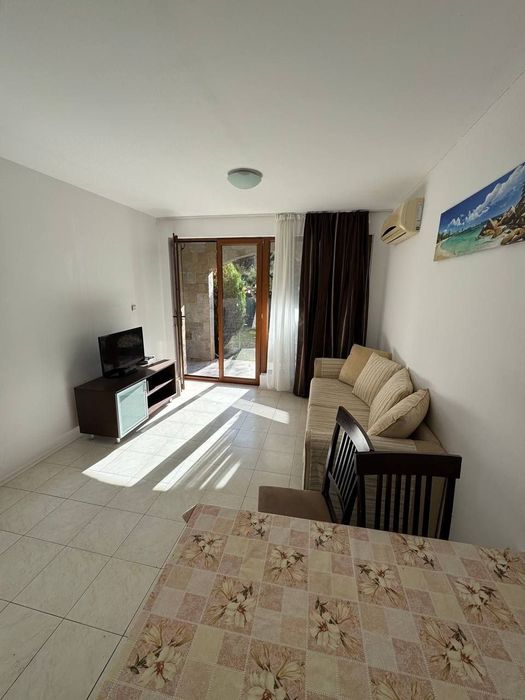 Продава се Двустаен апартамент в к.к. Златни пясъци - 63 кв.м за 1191 €/кв.м - Снимка #1