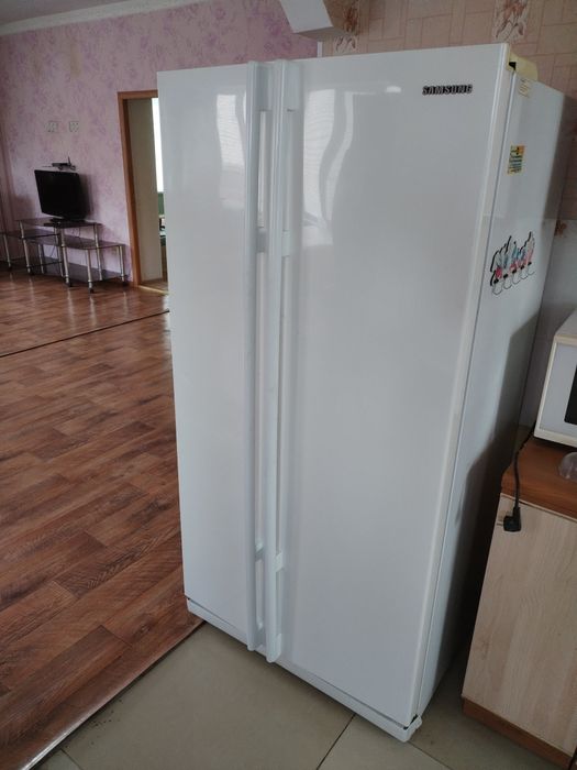 Продам холодильник самсунг