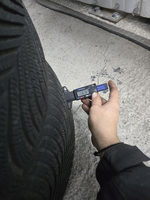 4 Броя 225/55/17 Michelin 2x7mm 2x6mm