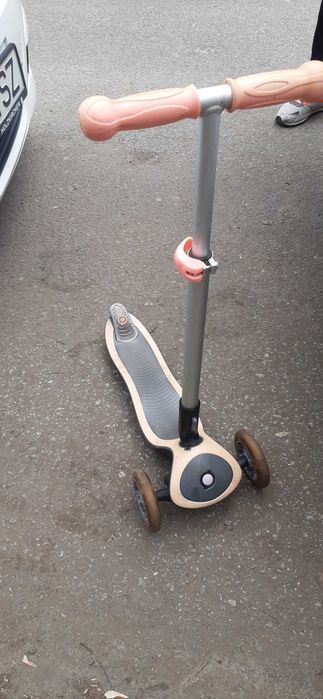 Vând trotineta copii Globber