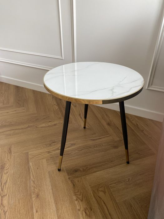 Столик журнальный