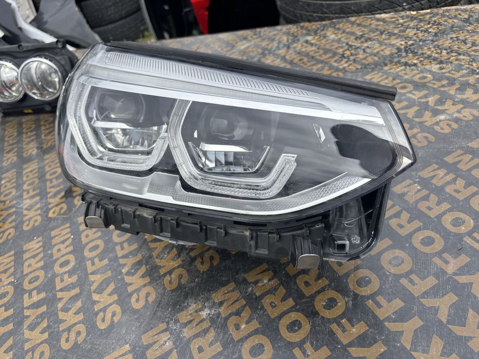 Фар БМВ Х3 Х4 Г01 Г02/BMW X3 X4 G01 G02