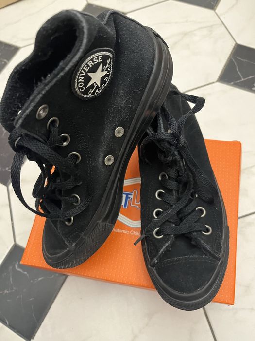 Продам женскую обувь