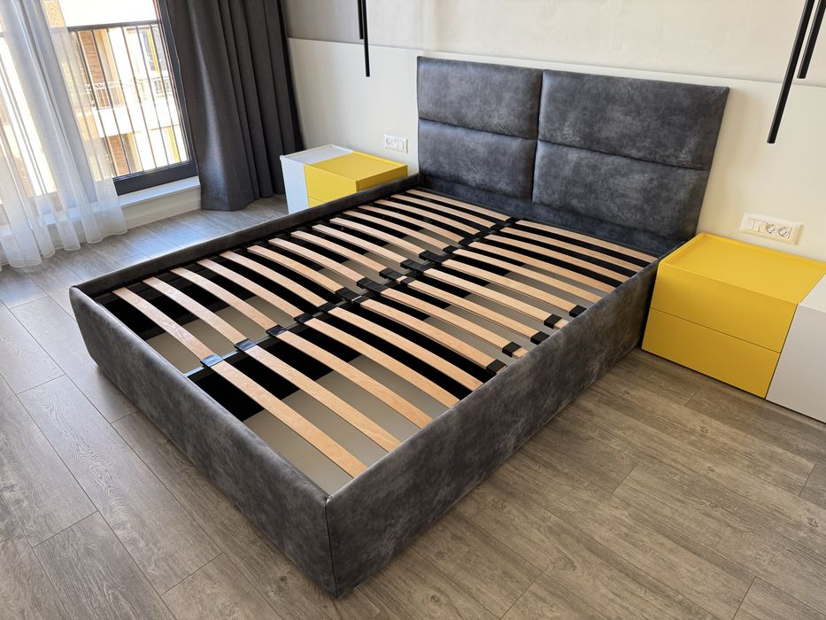 Дизайнерска спалня/легло + матрак Magniflex + шалте и калъфки Textura