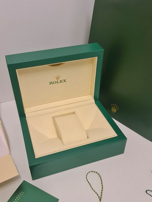 Acte-Manuale-Card-Nfc-Personalizat-White-Green-Tag-Cutie-Premium-Rolex