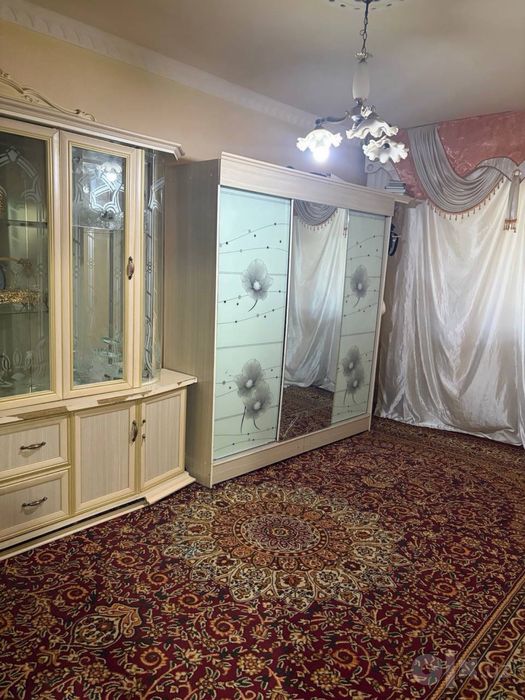 Продаётся 2 ком 8 микрорайон