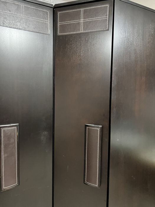 Продам угловой шкаф