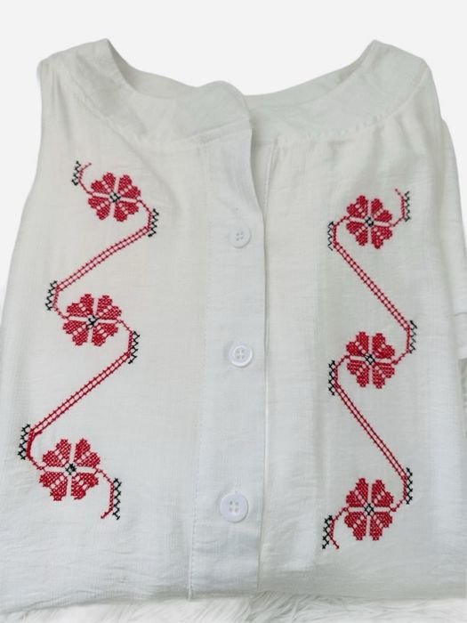 Блузи с бродерия/блуза с народни мотиви