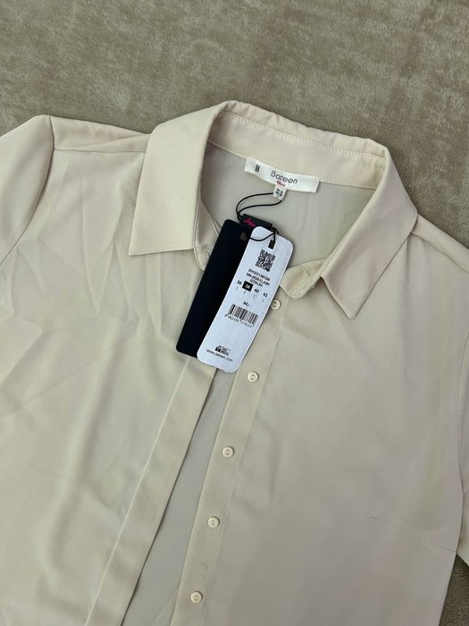 Новая женская блузка рубашка бежевая, классическая, покупала в Marula