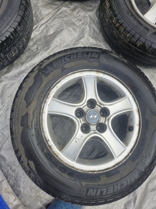Anvelope + jeanta iarna Michelin latitude tour hp 215/65 r16 cu jeanta hyundai