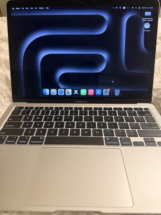 Apple macbook air m1