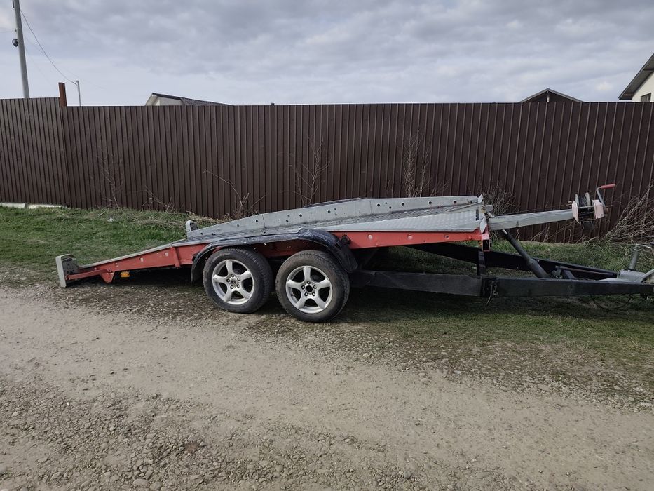 Platforma  Auto Basculabila.