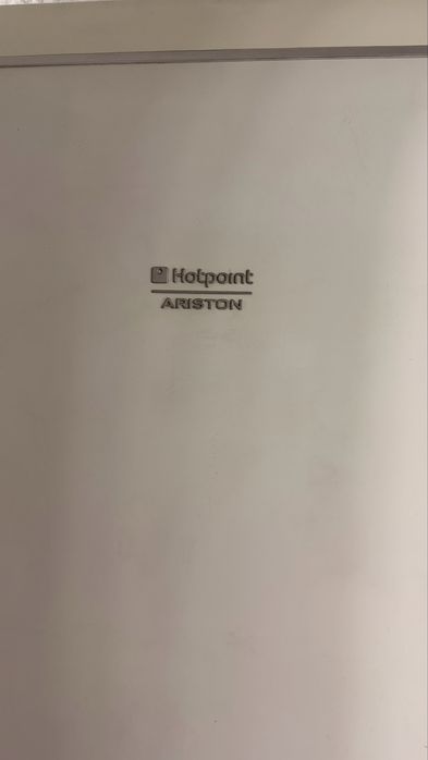 Холодильник ARISTON
