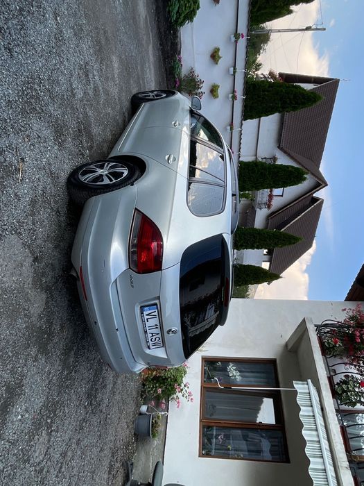 Volkswagen Golf 2012 diesel, 3.718 € — imagine 3