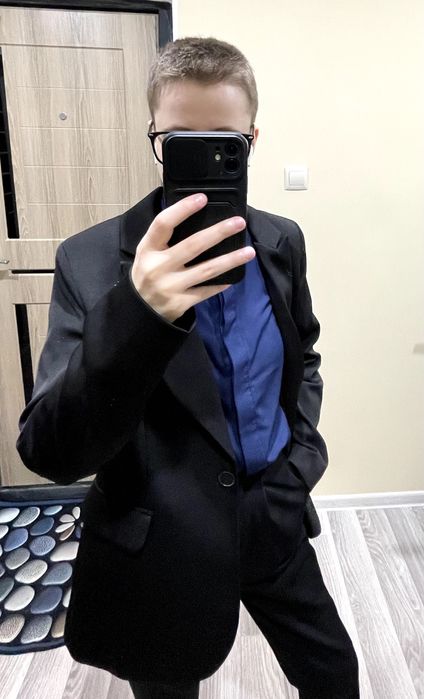 Продам черный женский пиджак