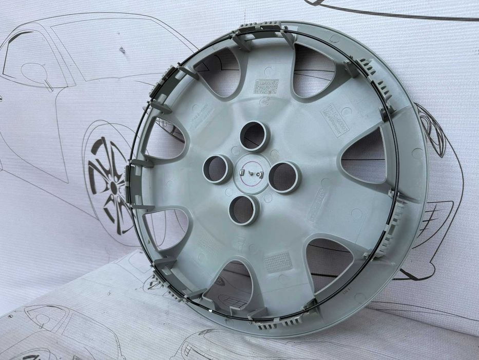 Capac Roată R15 Gri Argintiu Nissan Micra 40315AX700 2004 / [2003-2007] / (4B2)