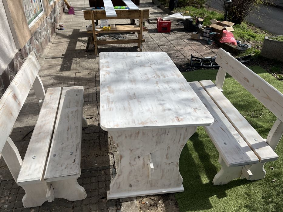 Комплект маса и пейки