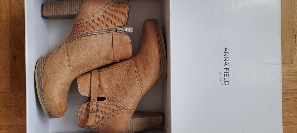 Дамски боти Anna Field