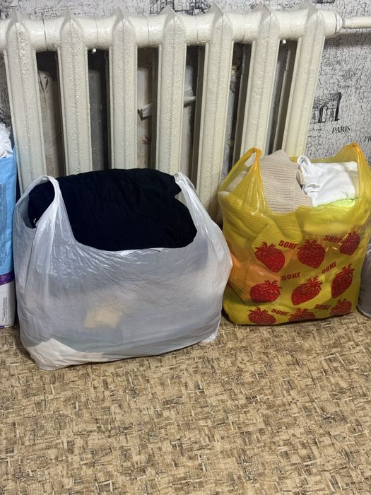 Продам пакет вещей