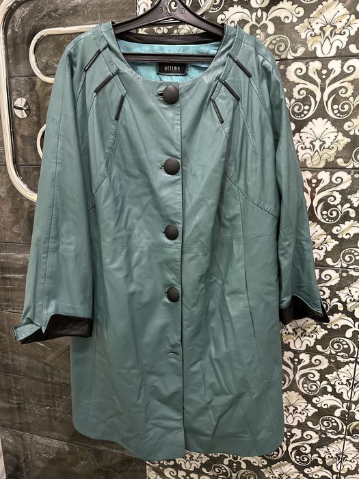 Продам верхнюю одежду