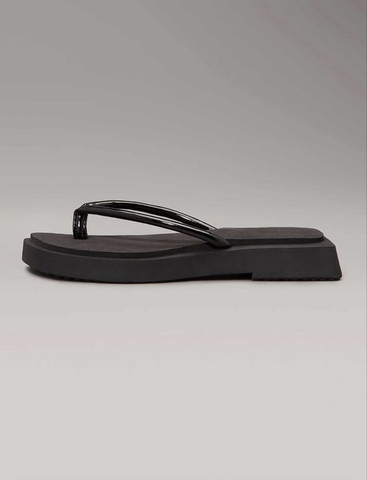 Дамски джапанки Calvin Klein SQ LOW WEDGE SANDAL STITCH